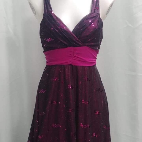 Larges new Dress Blouse - Picture 4 of 11